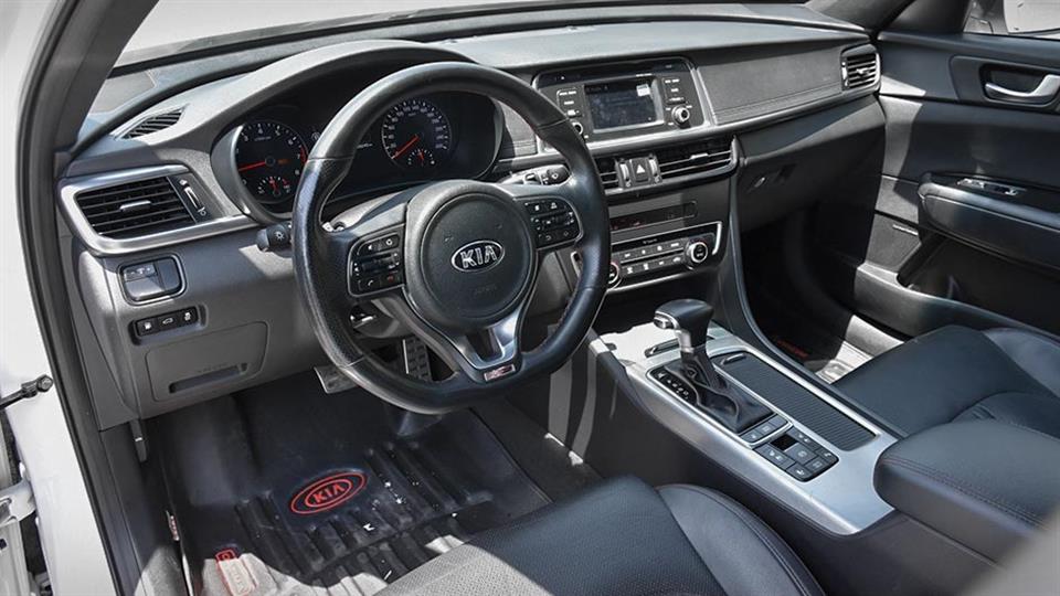 کابین کیا اپتیما 2017